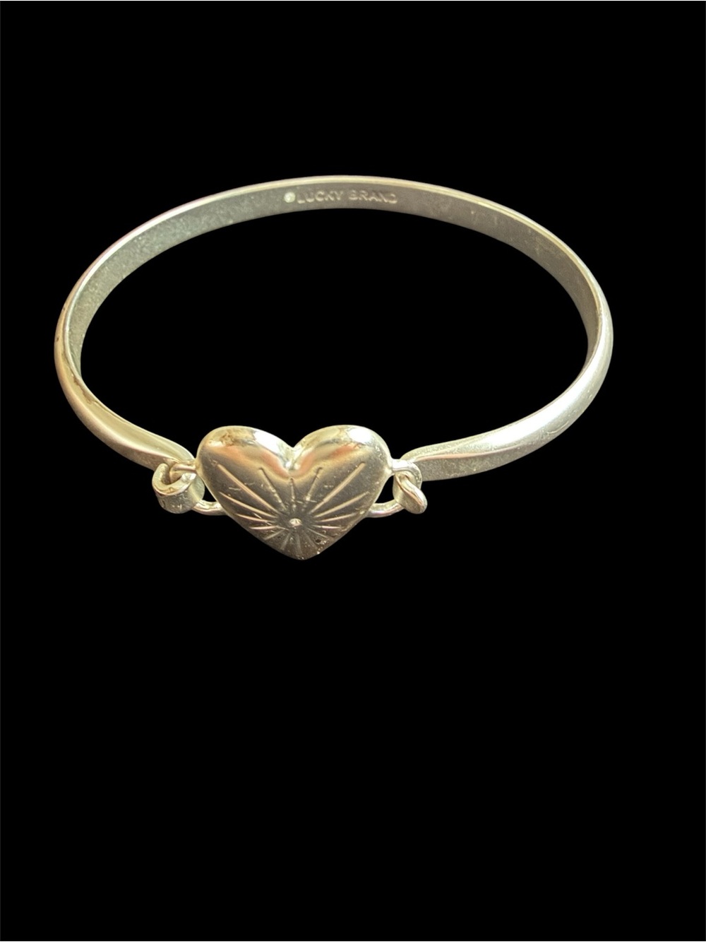 Lucky Brand Silver-Tone Heart Link Bangle